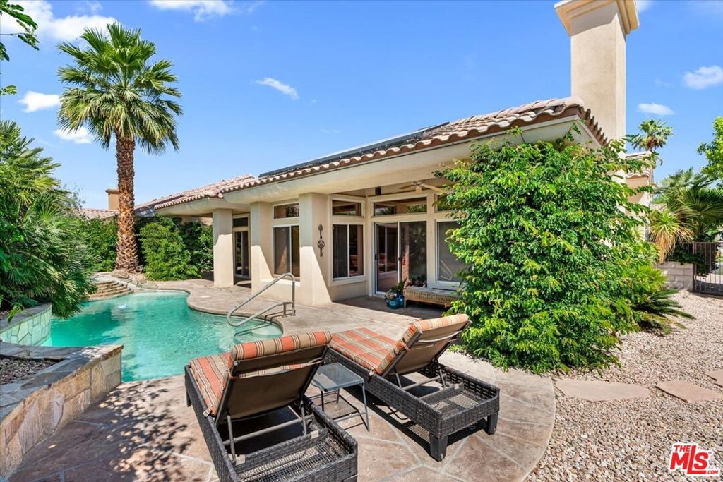 78649 Waterfall Drive Property Photo 15