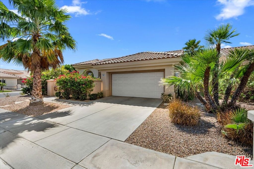 78649 Waterfall Drive Property Photo 17