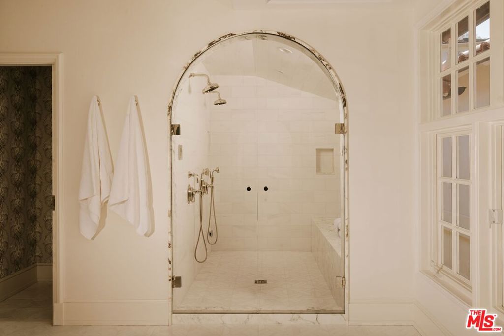 10772 Chalon Road Property Photo 15