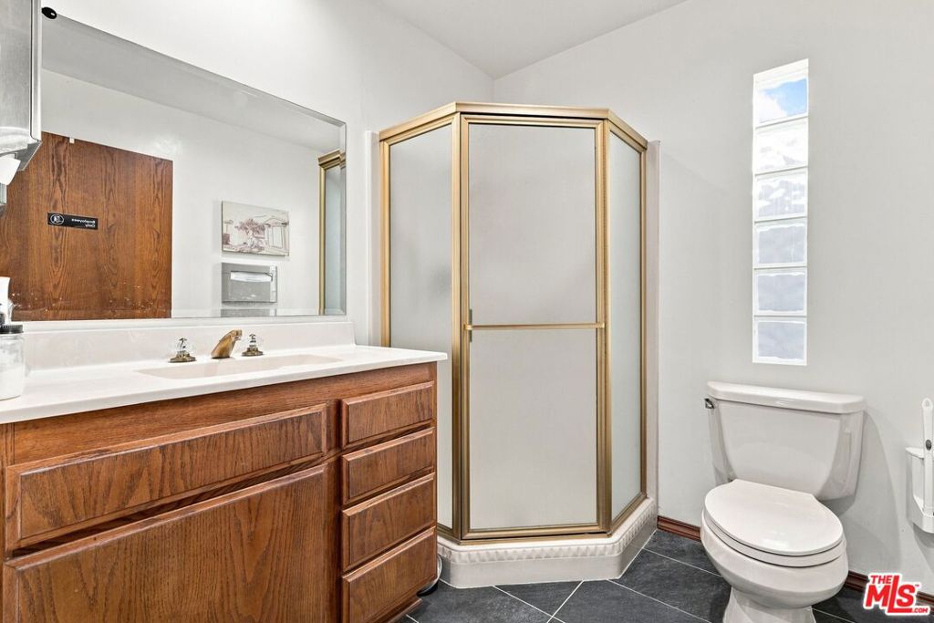 1063 Colorado Boulevard Property Photo 34