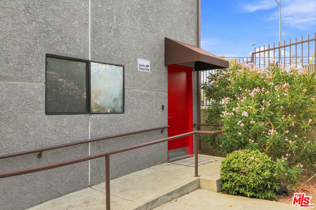 1063 Colorado Boulevard Property Photo 41