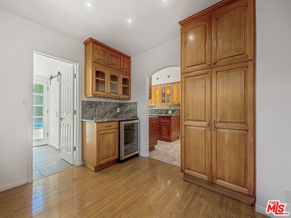 22018 Dumetz Road Property Photo 5