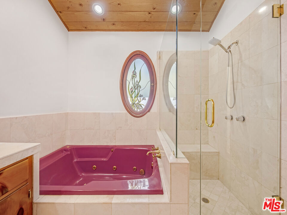 22018 Dumetz Road Property Photo 10