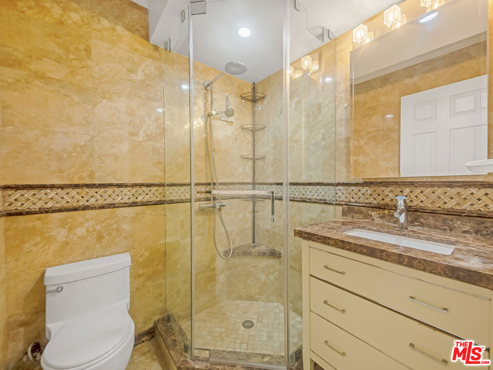 22018 Dumetz Road Property Photo 22