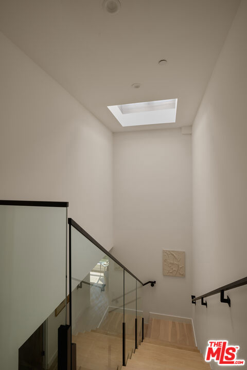 2917 1/2 Avenel Terrace Property Photo 30