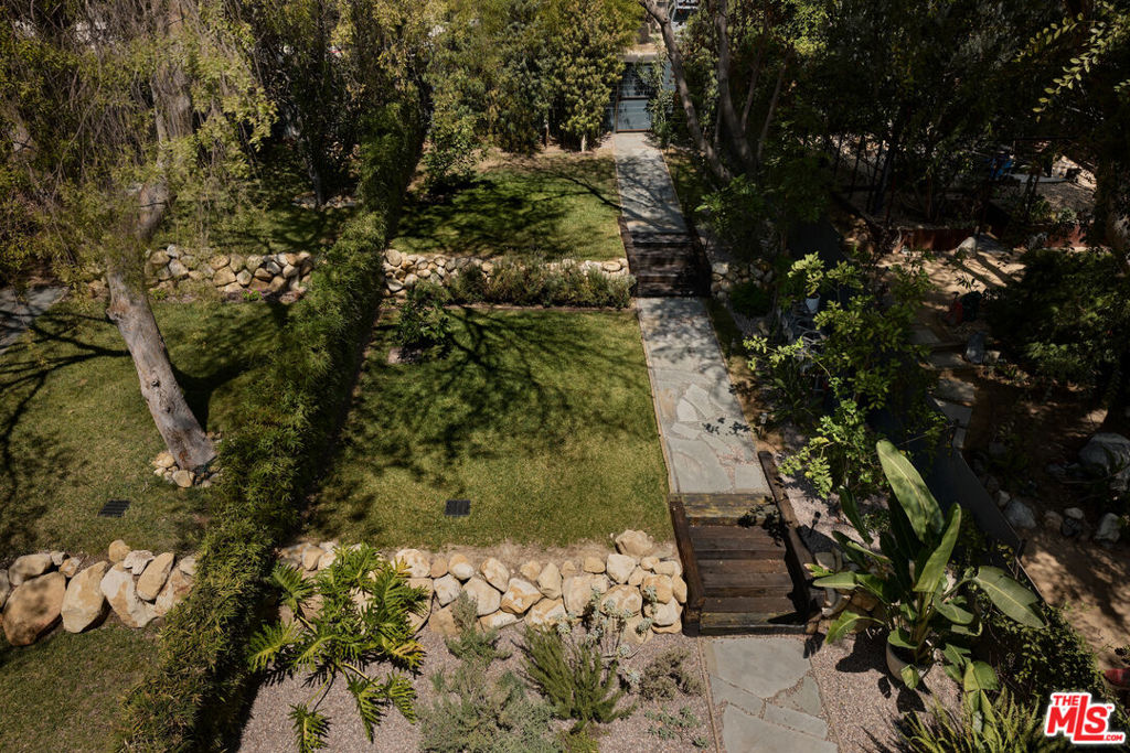 2917 1/2 Avenel Terrace Property Photo 33