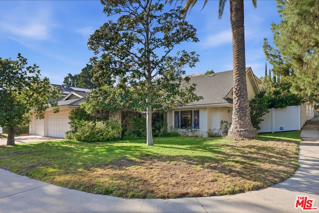19041 Muirkirk Drive Property Photo 34