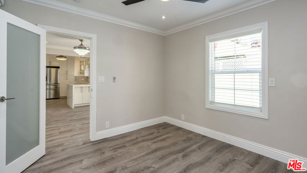 257 N La Peer Drive Property Photo 43
