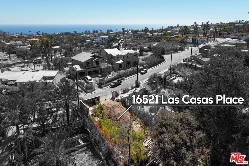16521 Las Casas Place Property Photo 4