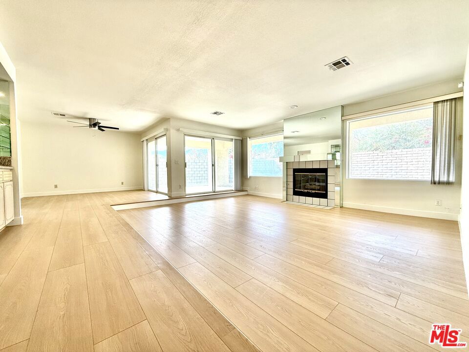 27205 Avenida Quintana Property Photo 3