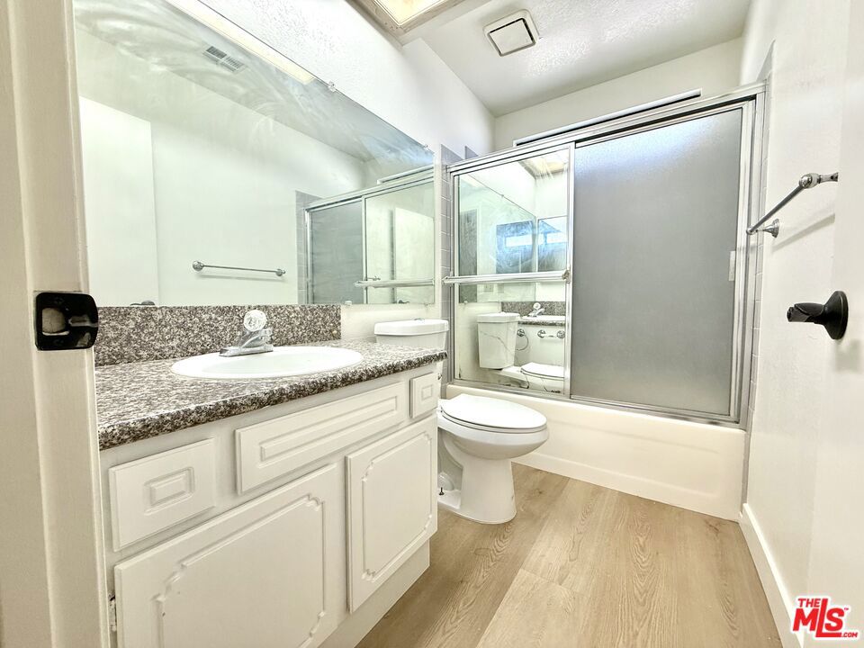 27205 Avenida Quintana Property Photo 10
