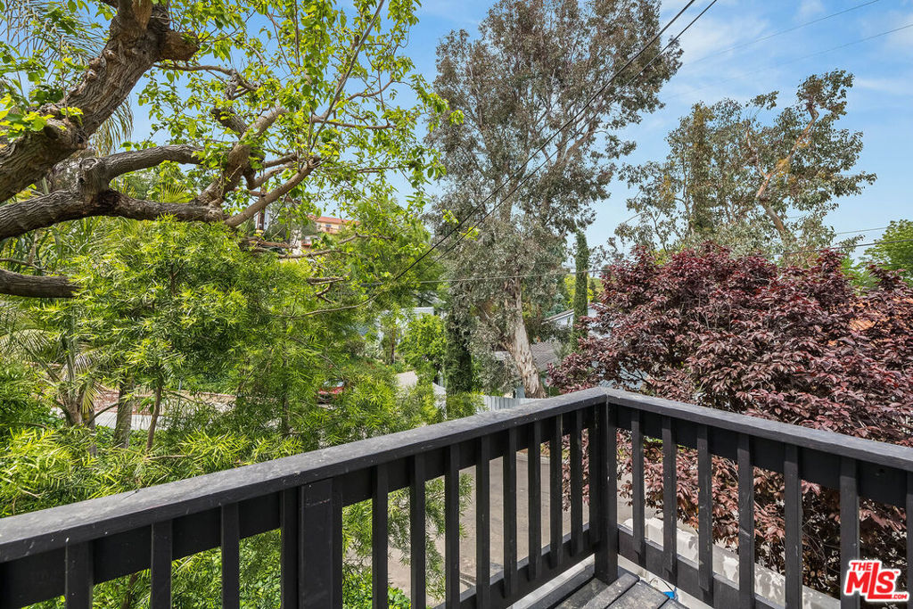 4961 Marmol Drive Property Photo 37