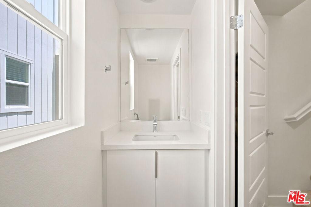 5262 N Rainier Way Property Photo 16