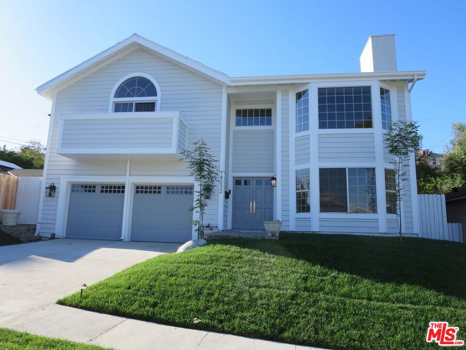 18232 ROSITA Street Property Photo 1