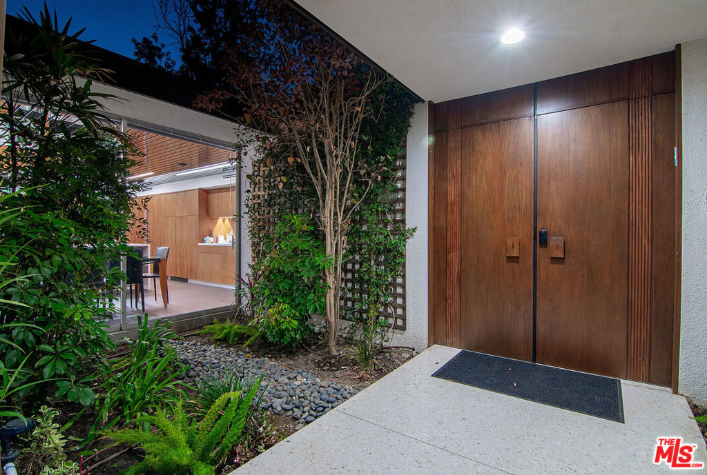 5000 Queen Victoria Road Property Photo 6
