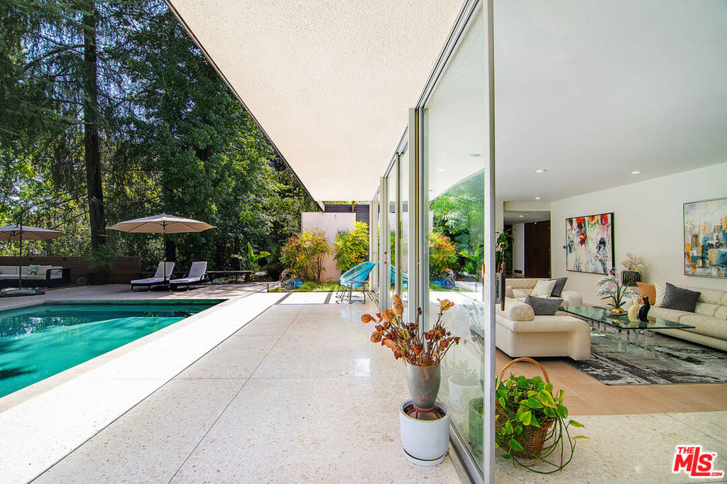 5000 Queen Victoria Road Property Photo 15