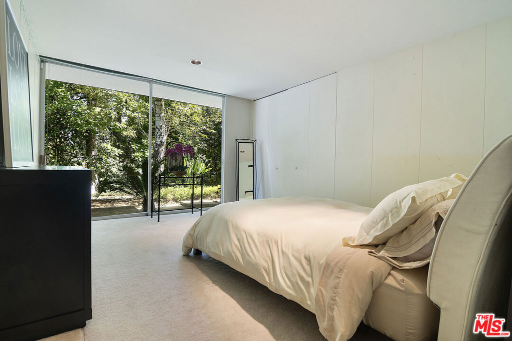 5000 Queen Victoria Road Property Photo 37