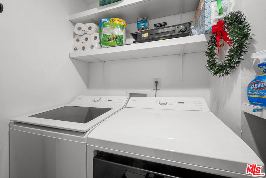 10520 Wilshire Boulevard 802 Property Photo 20