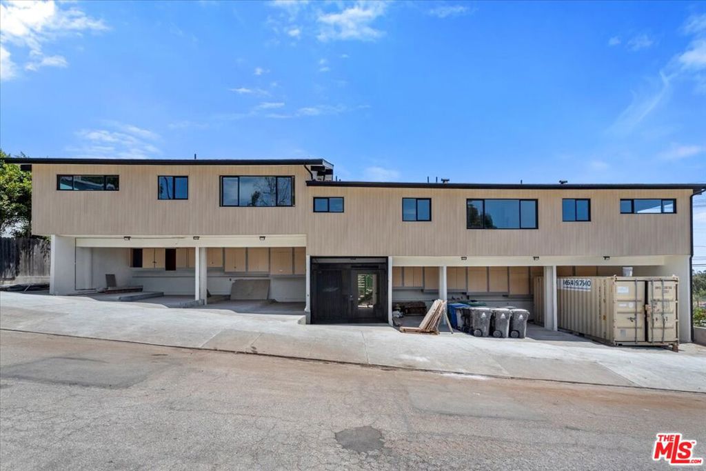 16185 W Sunset Blvd 5 Property Photo 11