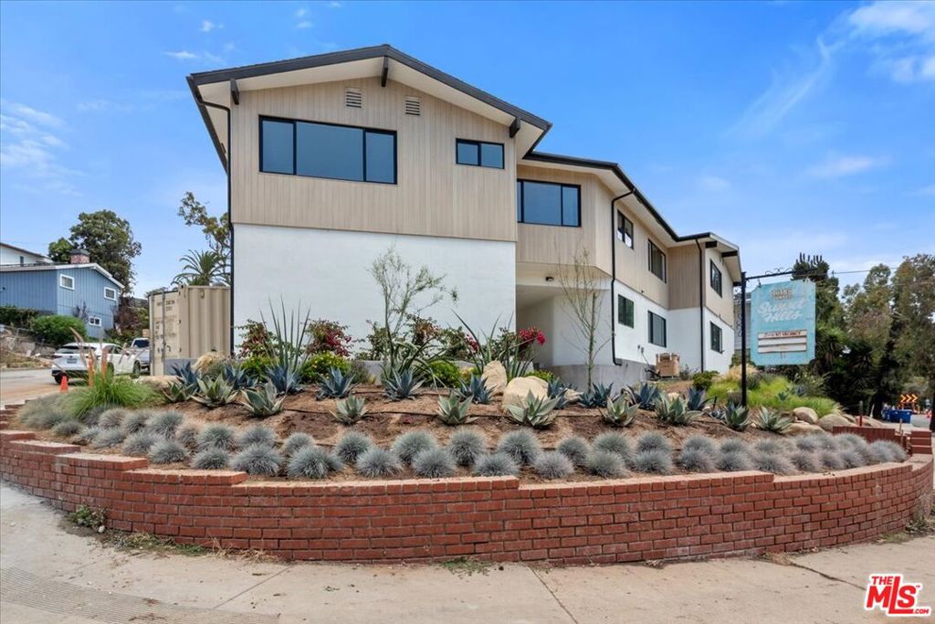 16185 W Sunset Blvd 5 Property Photo 13
