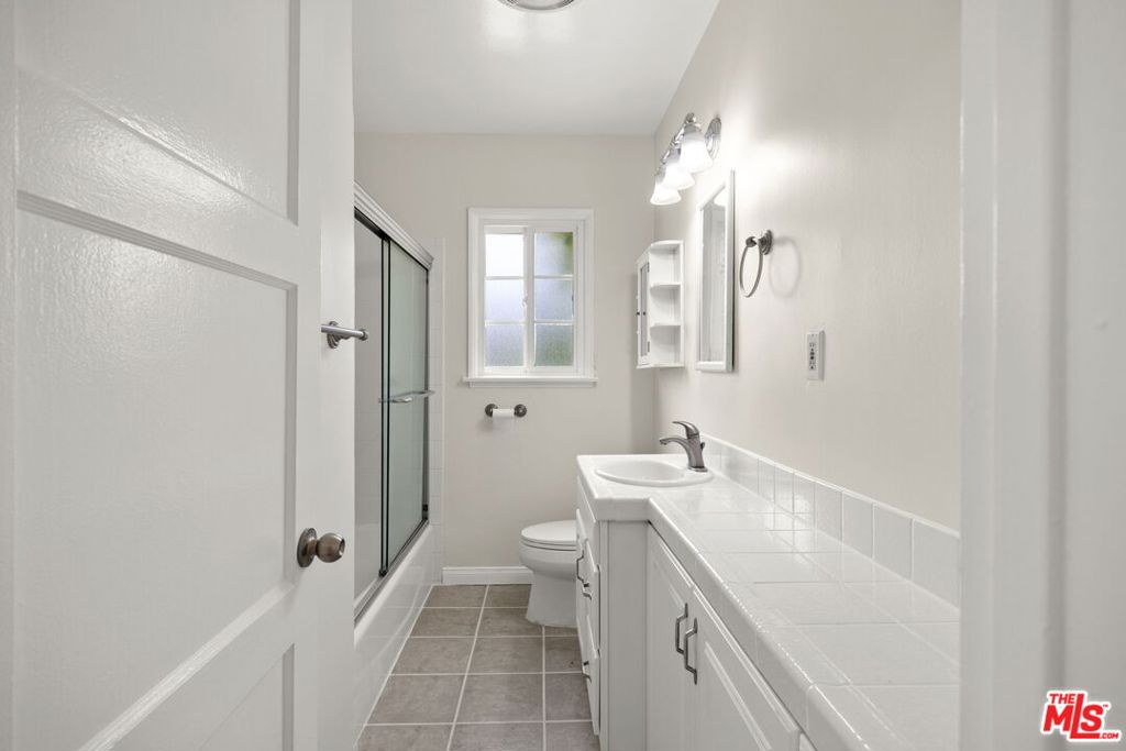 5206 Emporia Avenue Property Photo 19