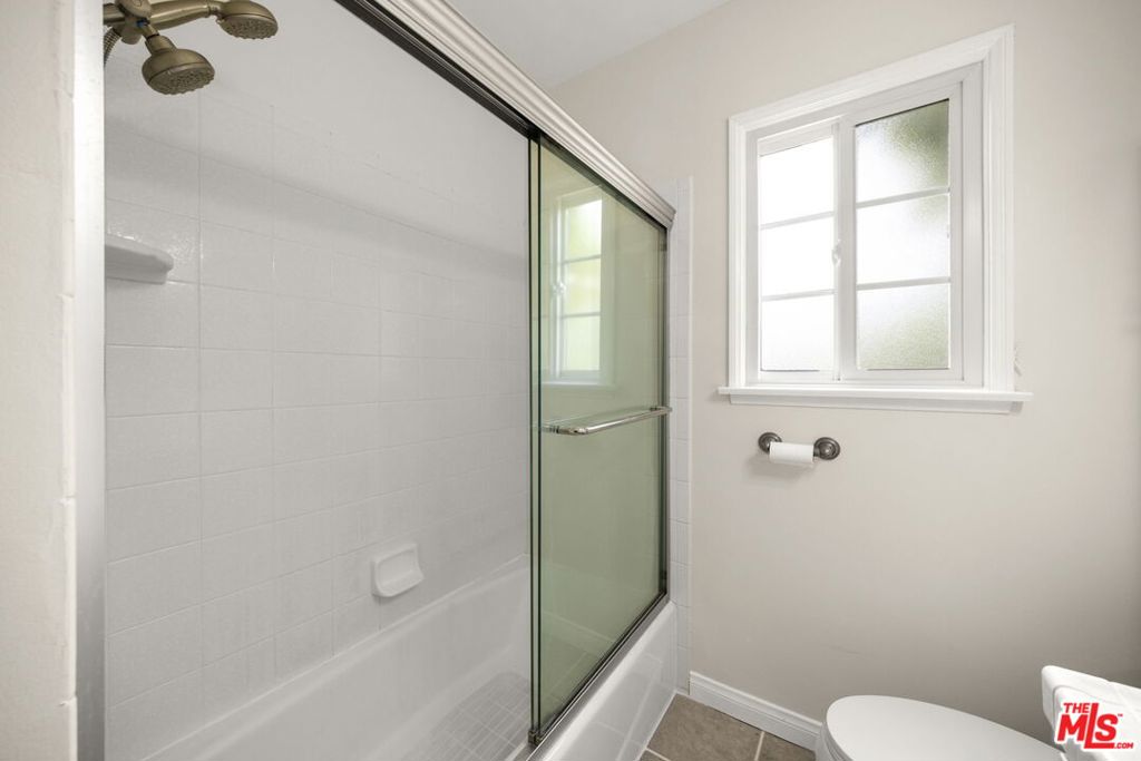 5206 Emporia Avenue Property Photo 25