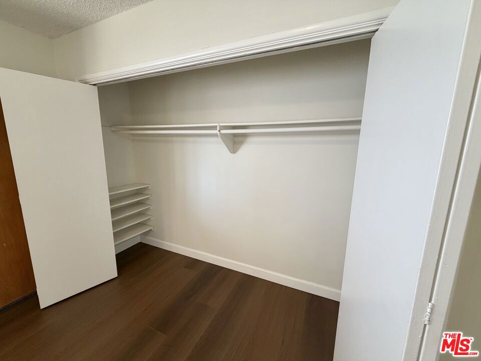 11727 Mayfield Avenue 5 Property Photo 22