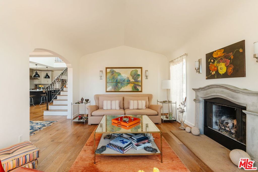 1633 Hi Point Street Property Photo 18