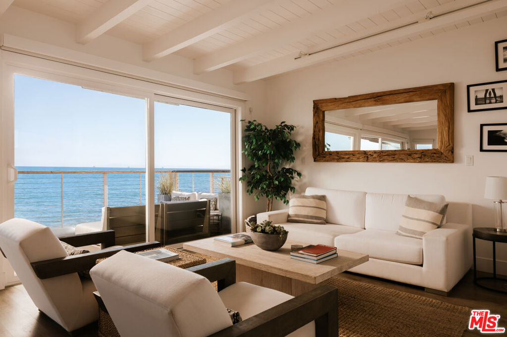1508 Miramar Property Photo 3