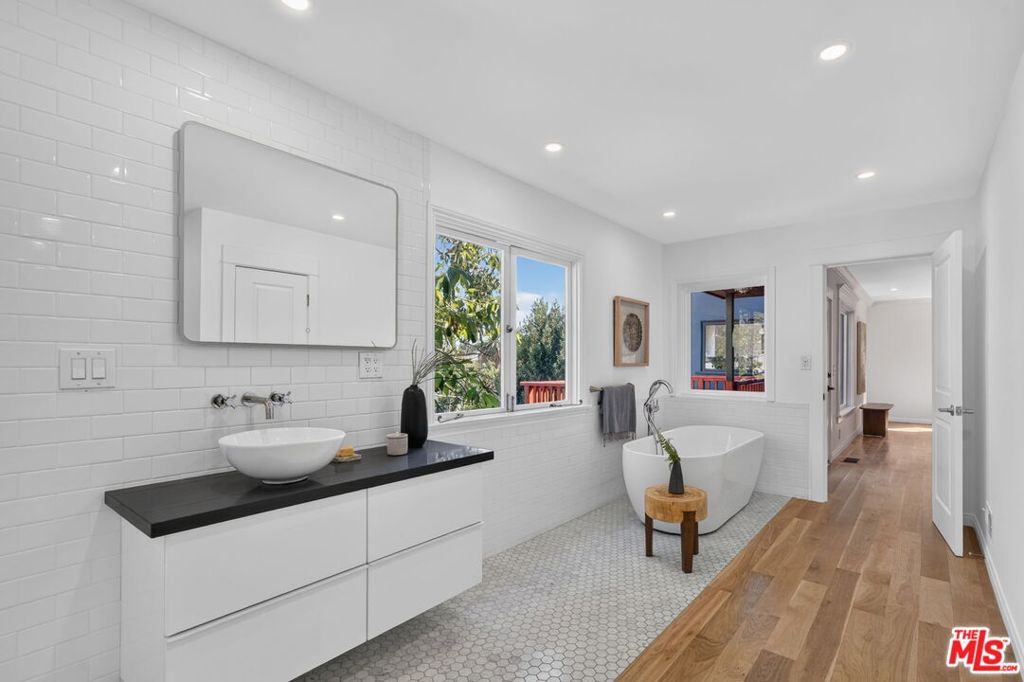 1356 Mcduff Street Property Photo 45