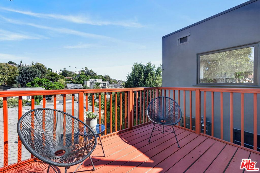 1356 Mcduff Street Property Photo 57