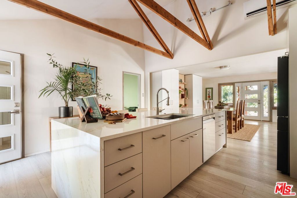 1230 Old Topanga Canyon Road Property Photo 12