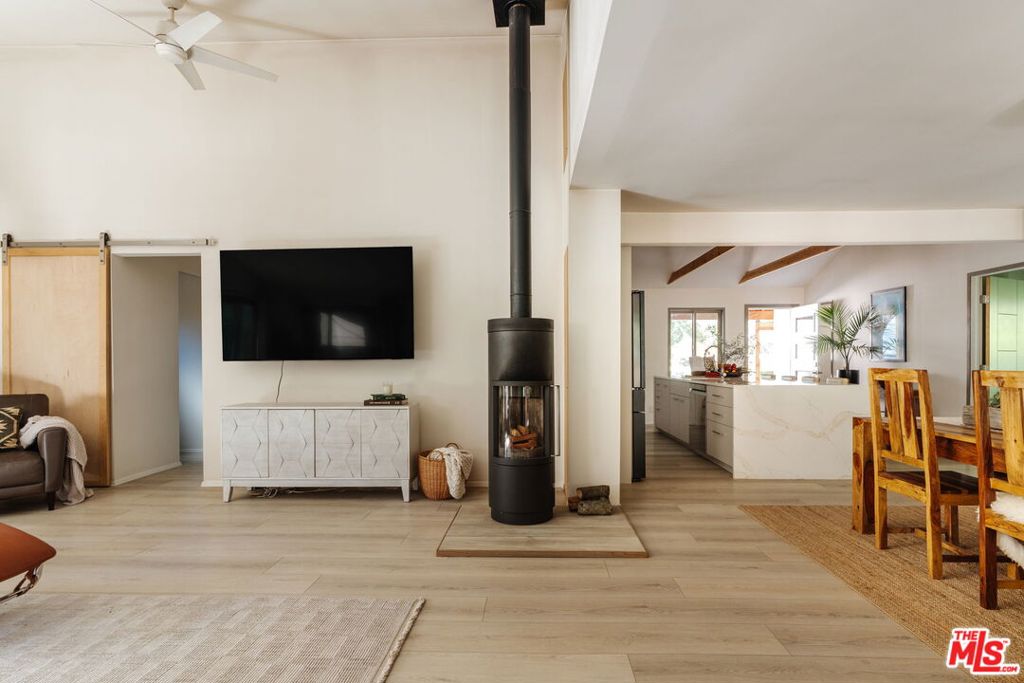 1230 Old Topanga Canyon Road Property Photo 17