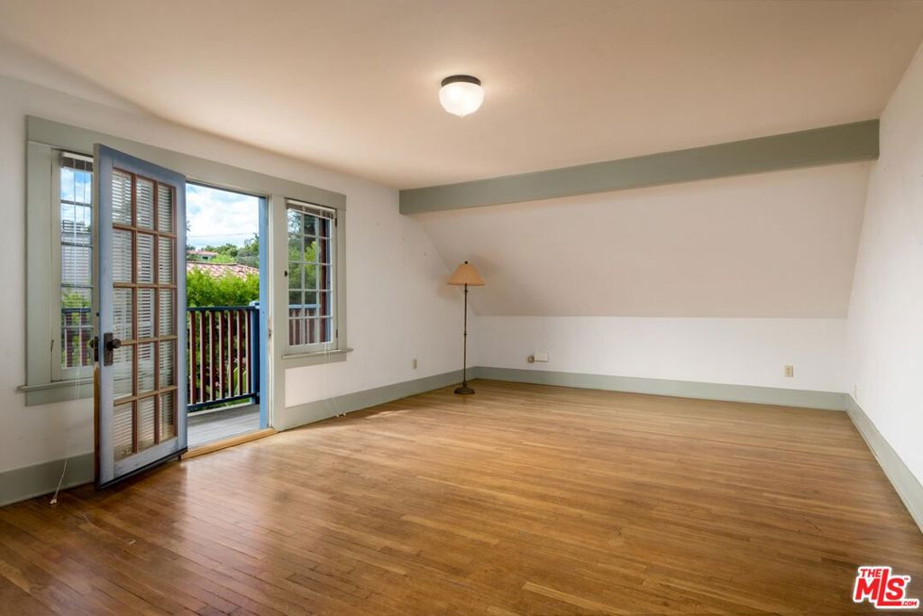 645 E Micheltorena Street Property Photo 23