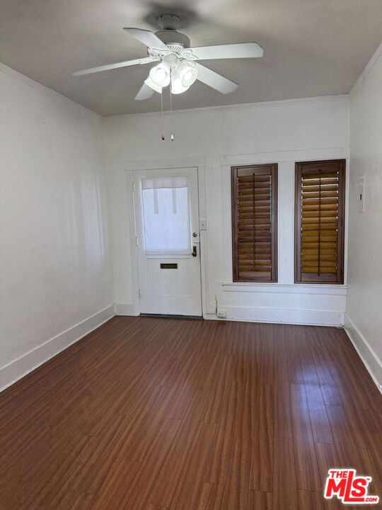 4125 S Figueroa Street 402 Property Photo 2