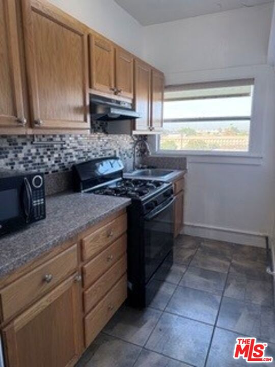 4125 S Figueroa Street 402 Property Photo 5