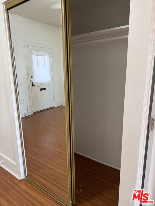 4125 S Figueroa Street 402 Property Photo 7