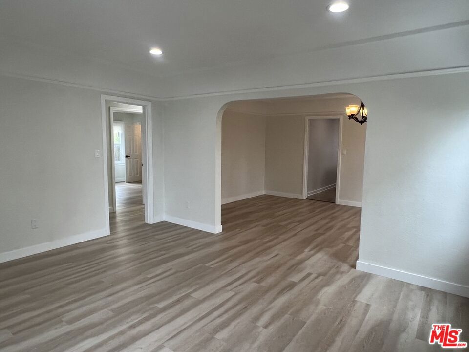 1284 S Highland Avenue Property Photo 4