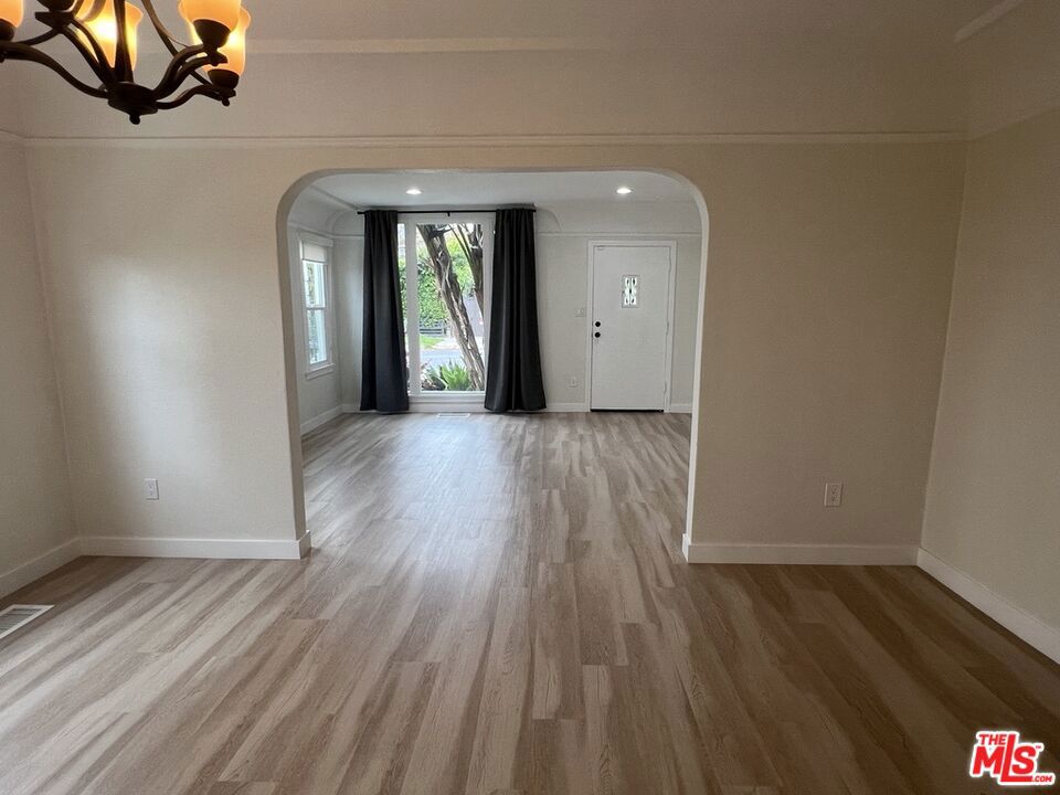 1284 S Highland Avenue Property Photo 11