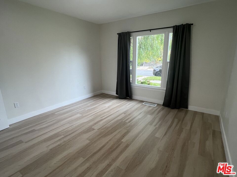 1284 S Highland Avenue Property Photo 16