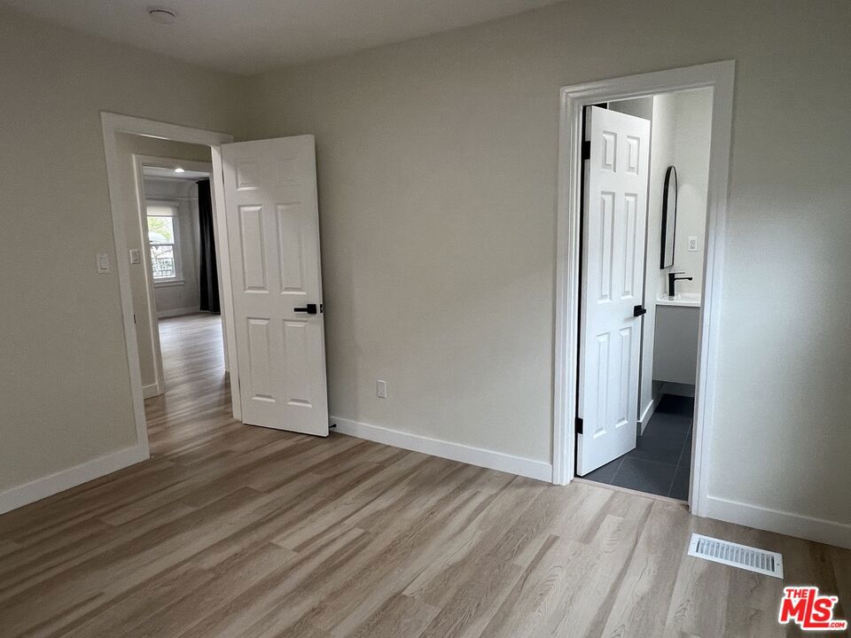 1284 S Highland Avenue Property Photo 18