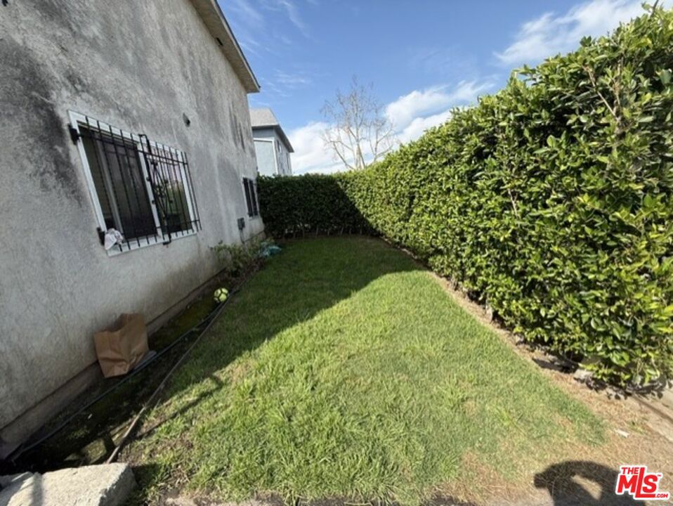 1234 W 92nd Street Property Photo 1
