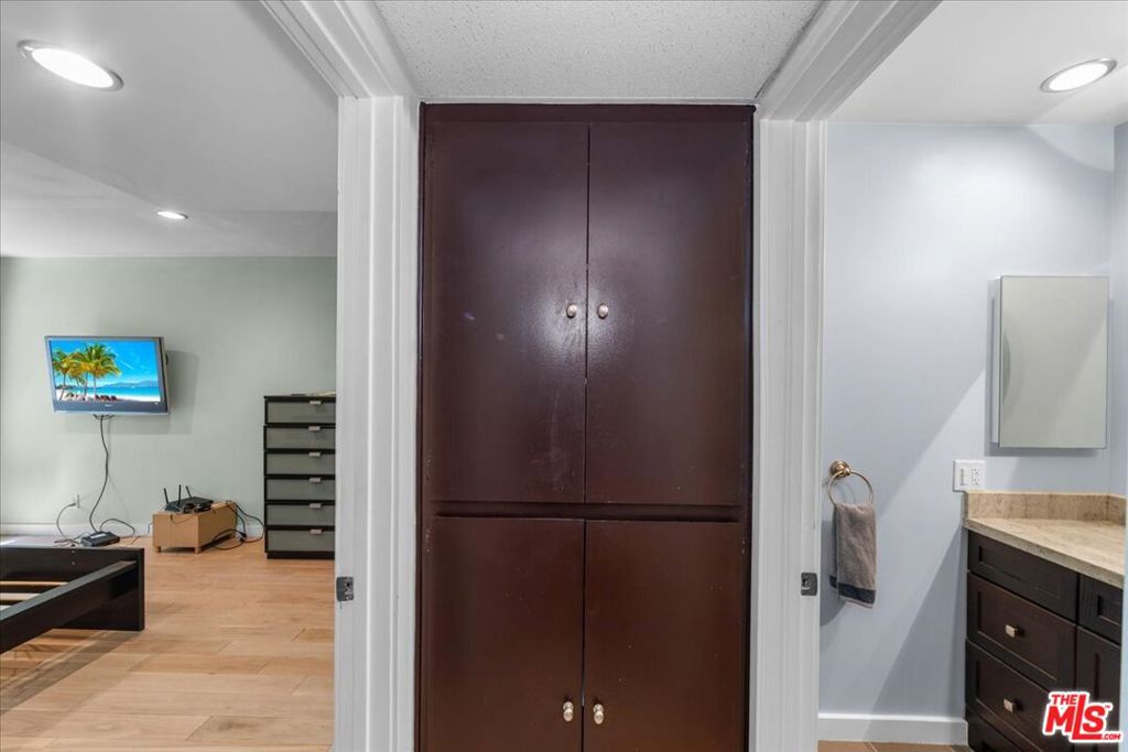 10115 Summertime Lane Property Photo 3