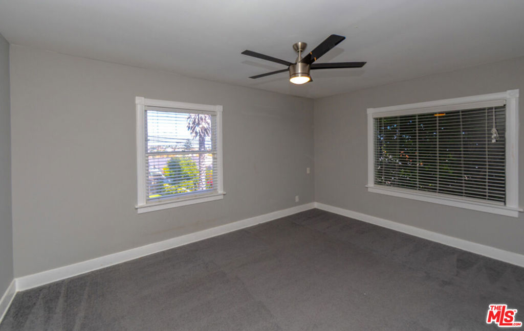 1334 W 17th Street Property Photo 7