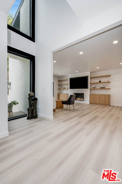 4961 Marmol Drive Property Photo 12