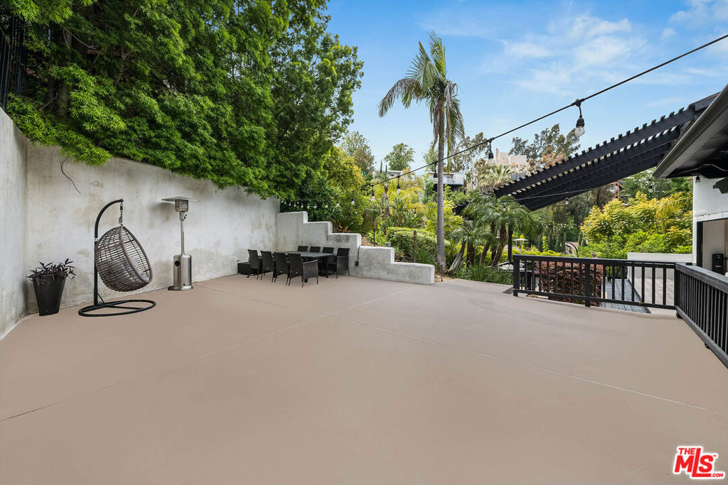 4961 Marmol Drive Property Photo 33