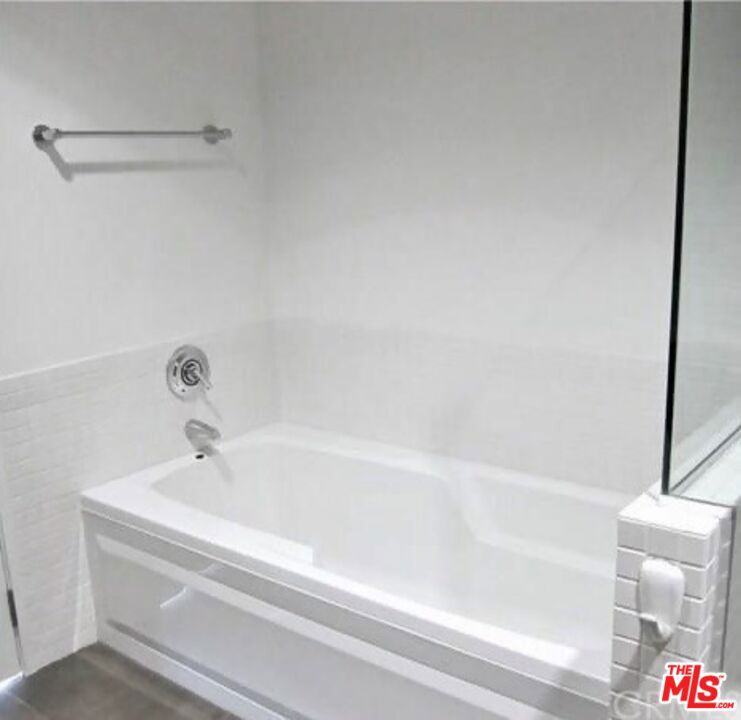 801 S Grand Avenue 1209 Property Photo 34