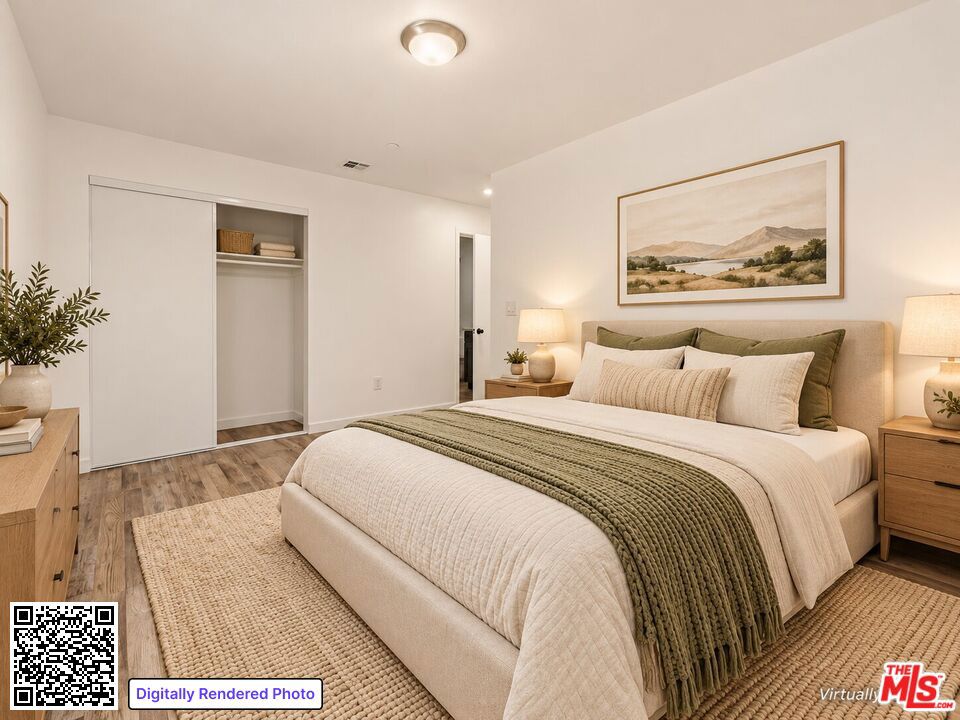 4150 S Normandie Avenue Property Photo 11