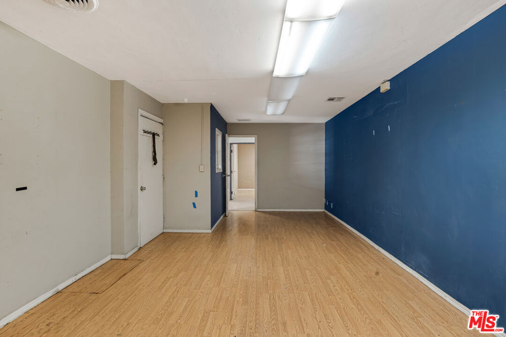10920 S La Cienega Boulevard Property Photo 8