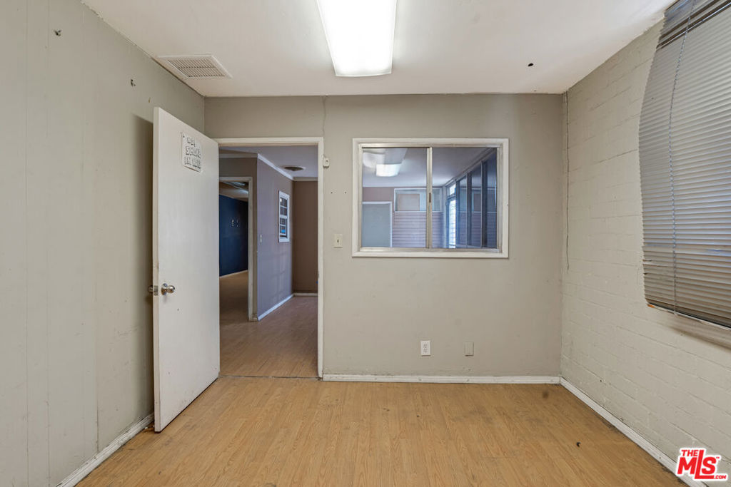 10920 S La Cienega Boulevard Property Photo 10